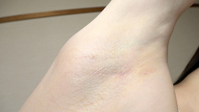 石川陽波 濡れてテカってピッタリ密着 神競泳水着 可愛い女子の競泳水着姿をじっとりと堪能!着替え盗撮から始まり貧乳から巨乳にパイパン、ハミ毛、ジョリワキ等のフェチ接写やローションソーププレイや競泳水着ぶっかけ等を完全着衣で楽しむAV